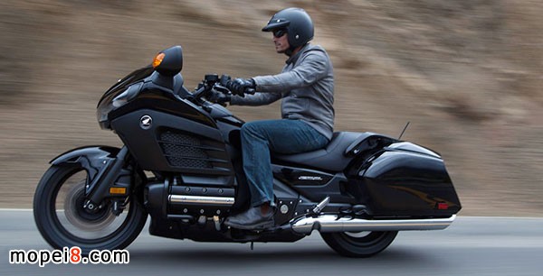Honda F6B摩托車