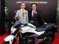 Ħ܇ Honda DreamWing_I
