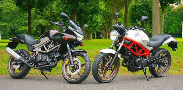 本田250cc裸身摩托車VTR改用子午線輪胎